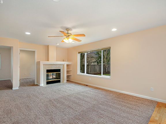 5th image of 2050 NE 52nd Ave