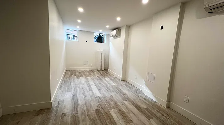 Rented by Corcoran | media 15