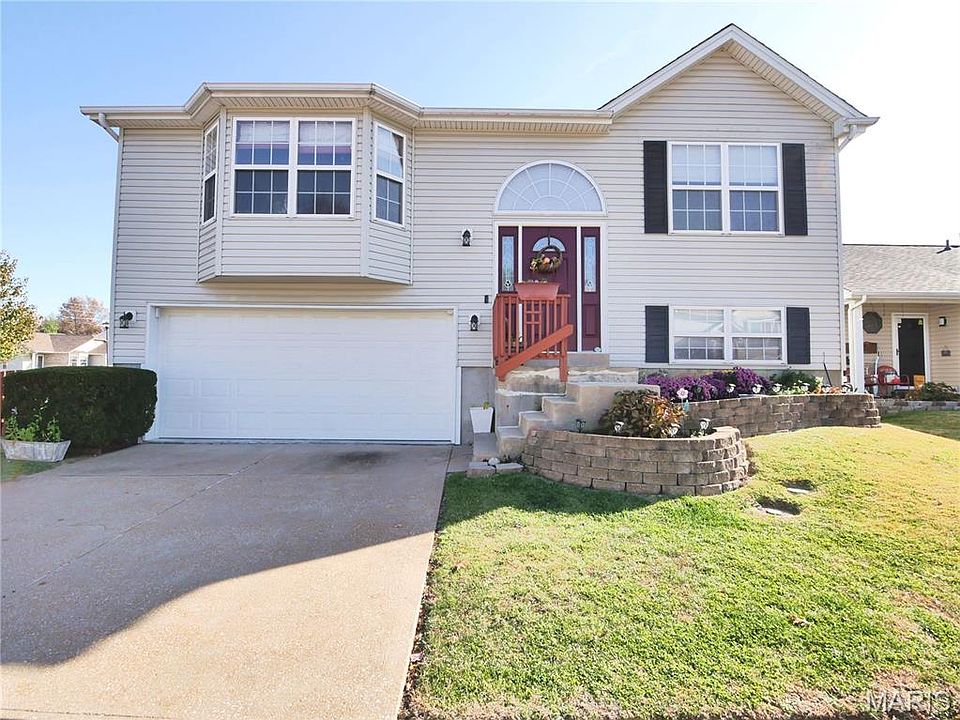 1st image of 1681 Chapman Ct