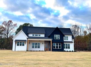 5255 Grays Valley Dr, Hernando, MS 38632