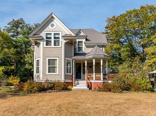308 Foreside Rd, Falmouth, ME 04105