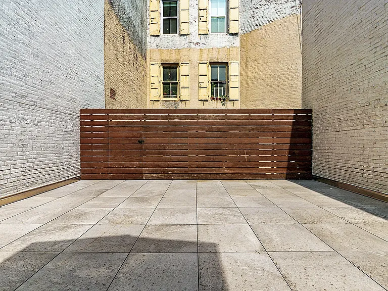327 Canal St #2 — Photo 9