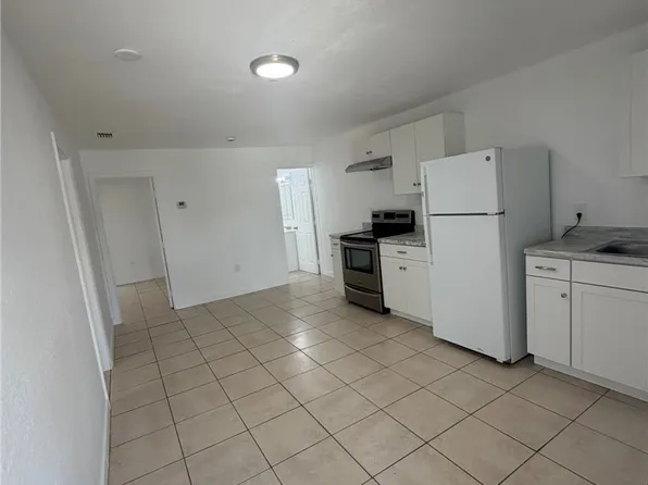 11431 Char Ann Dr #2, Fort Myers, FL 33908