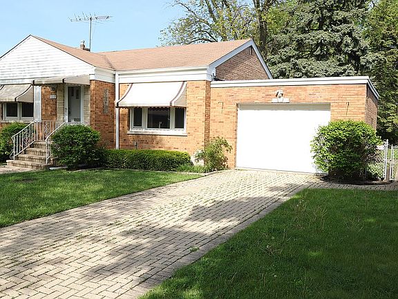 5th image of 8019 N Ozanam Ave