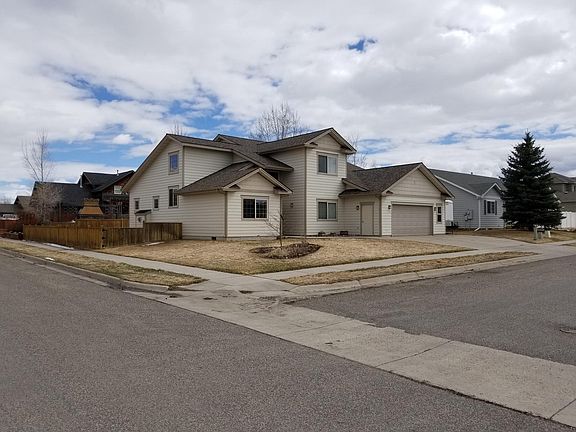 4th image of 326 Mineral Ave