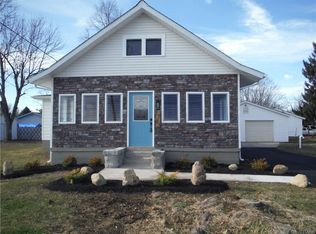 1703 Lake Rd, Medway, OH 45341