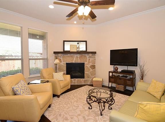 3rd image of 13647 Greystone Dr