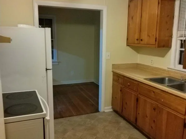 1206 Tabb Ave, Hopewell, VA 23860