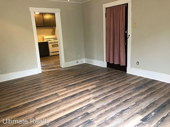 3rd image of 6124 Columbia Ave APT 1NE