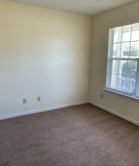 4184 Hamilton Cir — Photo 6