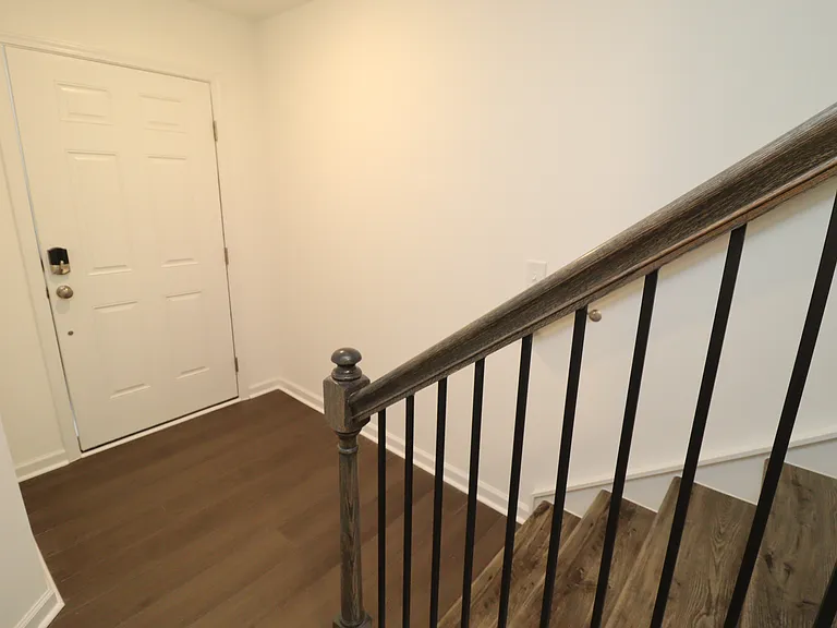 3128 Gypsum Dr — Photo 2