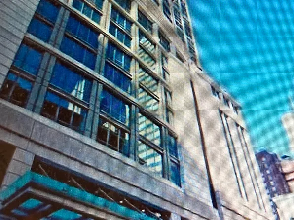 130 N Garland Ct Unit 4-81, Chicago, IL 60602
