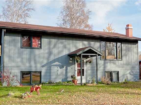 2nd image of 1145 Park Dr