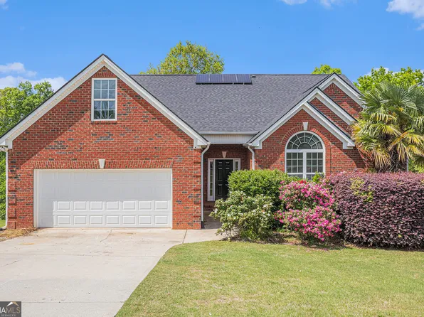 814 Coosawilla Way, Winder, GA 30680