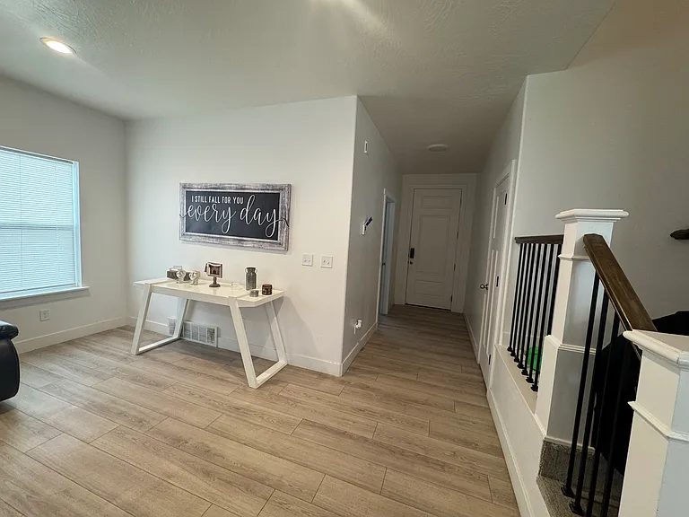 1118 E Doris Loop Rd — Photo 15