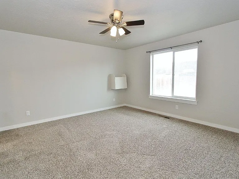 302 Rio Grande Ct — Photo 11
