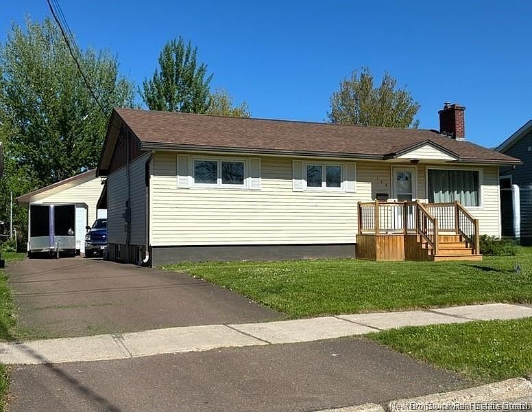 1st image of 175 2nd Ave