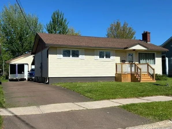 175 2nd Ave, Moncton, NB E1C 7Y5