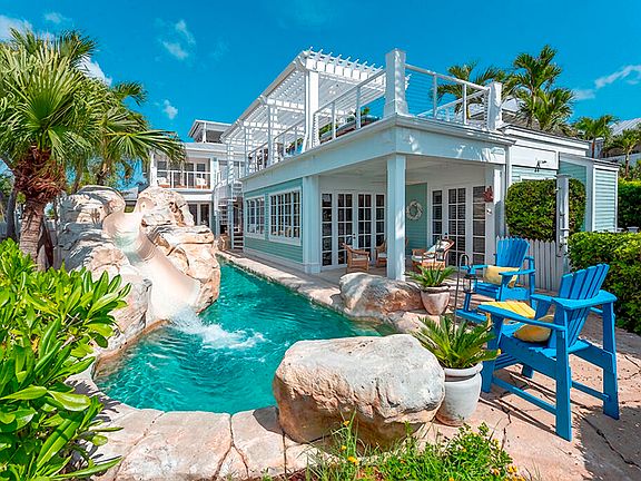 5th image of 32 Sunset Key Dr