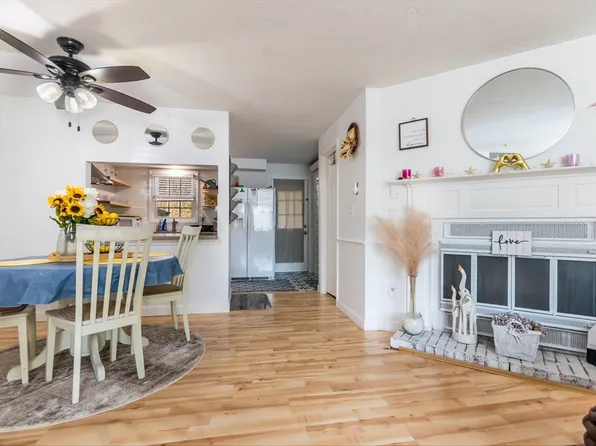 248 Camp St APT K4, West Yarmouth, MA 02673