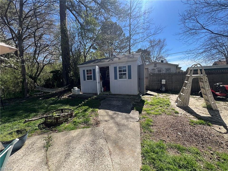 2nd image of 31359 Grants Ln