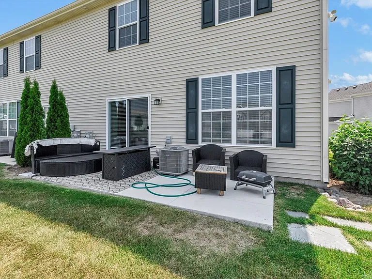 8500 Stillwater Rd — Photo 32