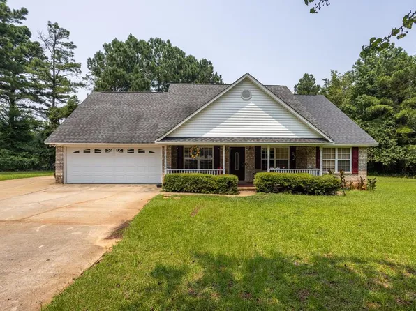 2695 Turningleaf Ln, Dalzell, SC 29040