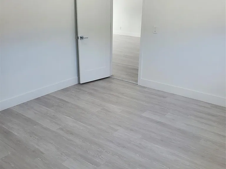 70 NW 13th Ave #2 — Photo 19