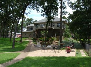115 Lakeside Ln, Streetman, TX 75859