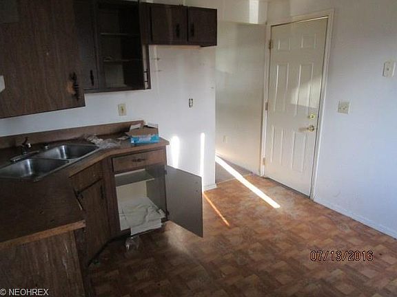 5th image of 1274 Massachusetts Ave