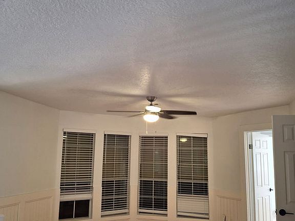 Additional Living Room