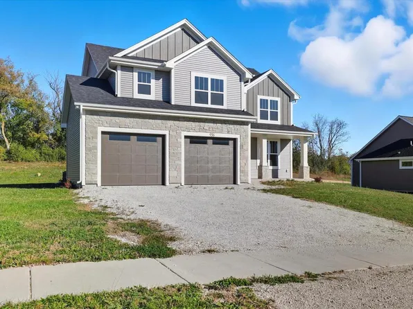 936 Medina DRIVE, Mukwonago, WI 53149