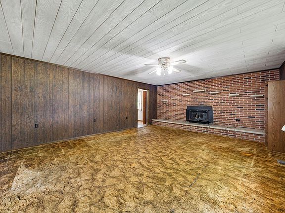 5th image of 6240 Thornville Rd NE