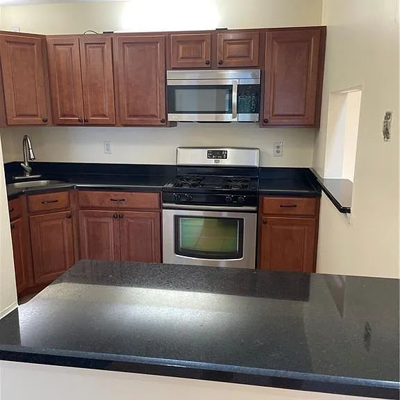 53 Taylor Dr — Photo 9