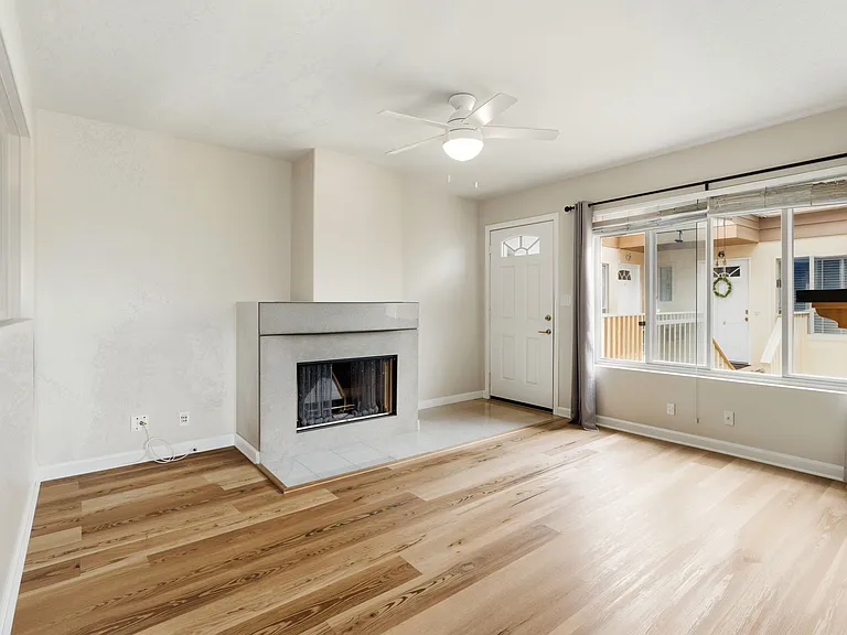 2123 Garnet Ave #5 — Photo 5