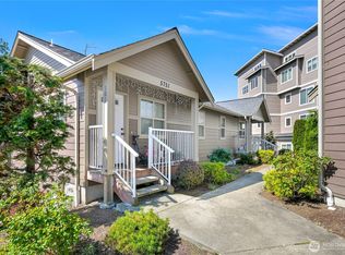 5751 Fallbrook Ln, Ferndale, WA 98248