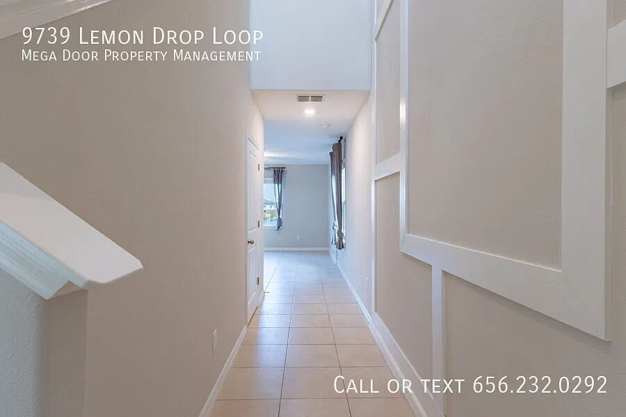 Bright 4BR Home with Open Layout & Garage in Belmont West — Photo 4