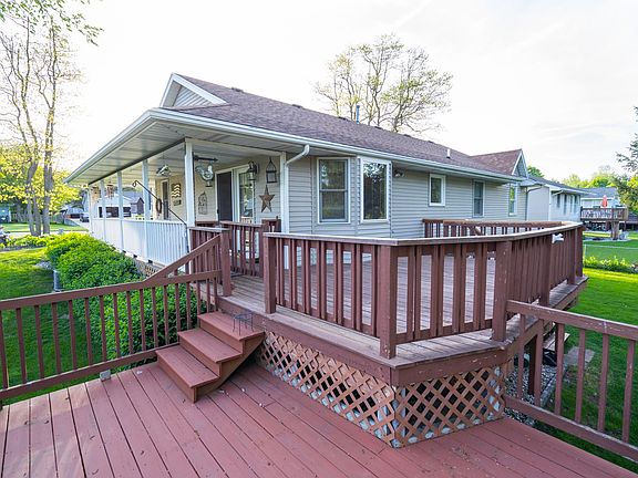 5th image of 7460 Woodside Dr