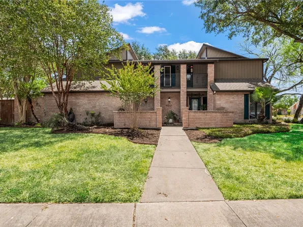 6202 Lost Creek Dr, Corpus Christi, TX 78413