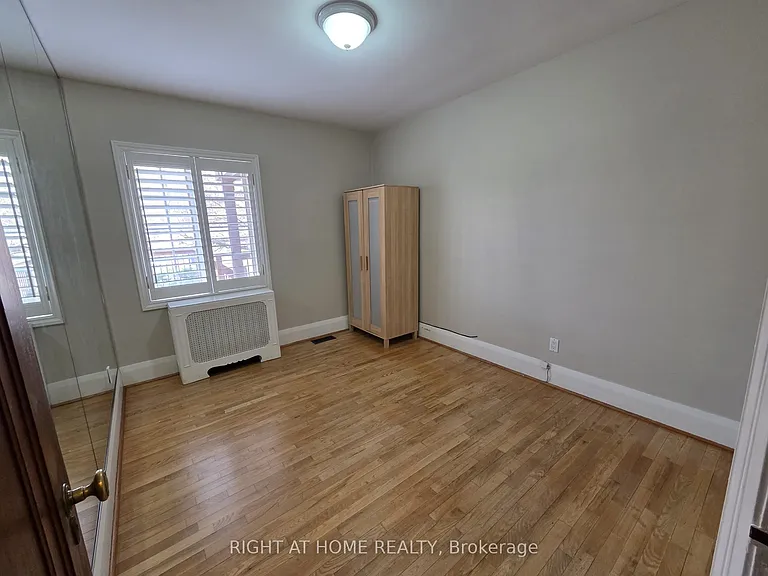 20 Teddington Park Ave #1 — Photo 29
