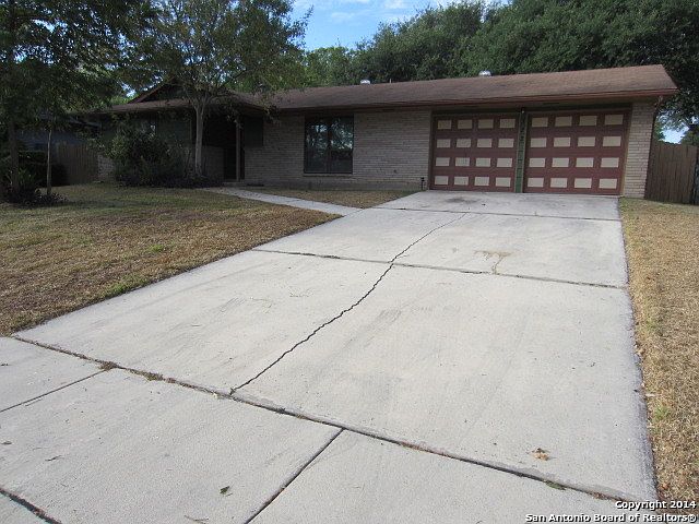 1st image of 322 Fantasia Dr