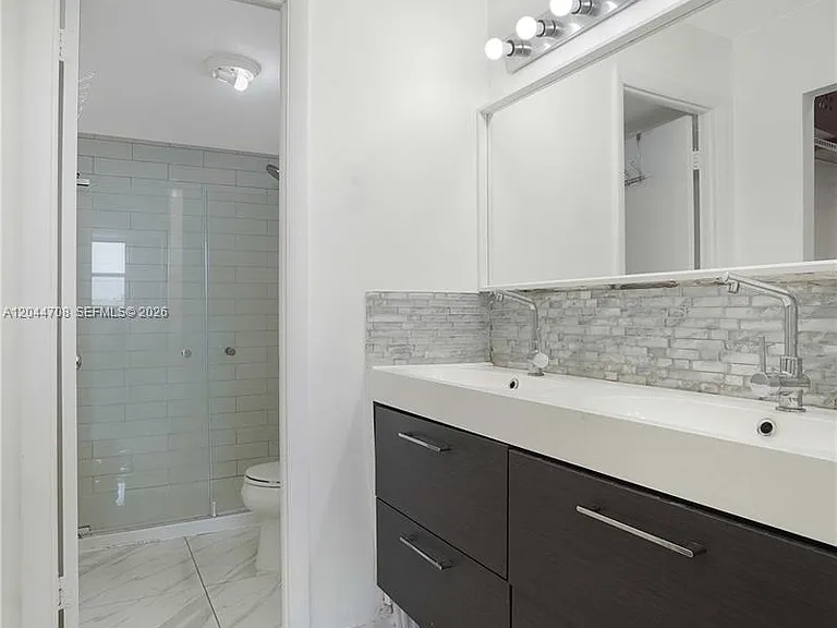 6900 Bay Dr #3H — Photo 17