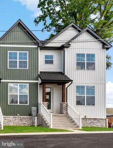 408 E 7th Ave, Ranson, WV, 25438