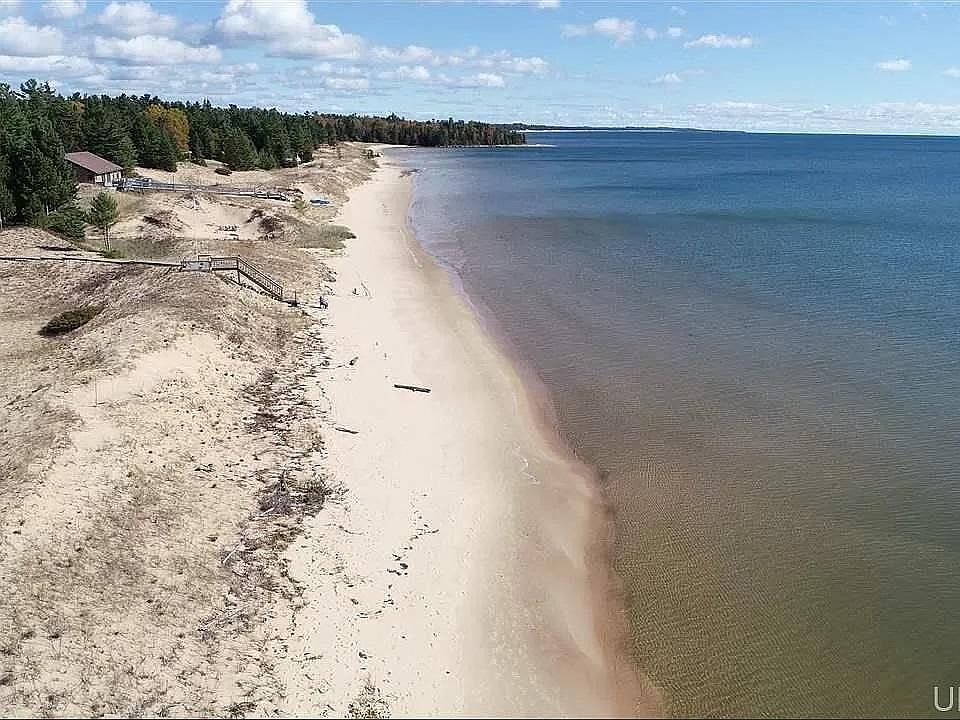 1st image of 4547 Michibay Dr