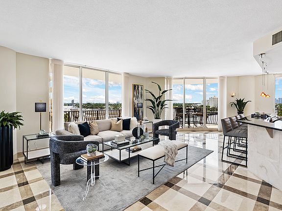 2nd image of 100 S Birch Road #906