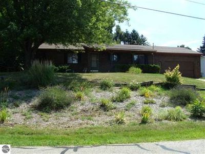 1117 E Geneva Dr, Dewitt, MI, 48820