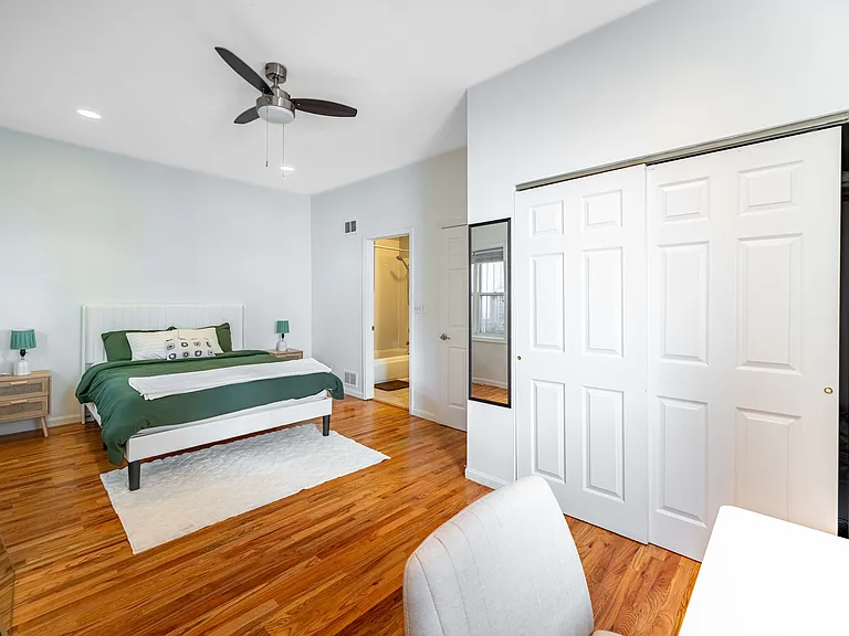 1247 W Ohio St #1 — Photo 16