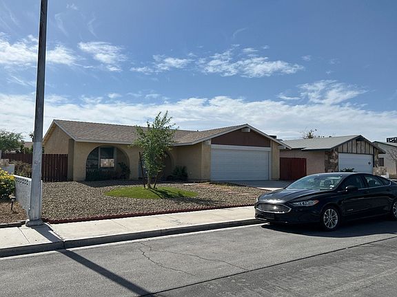3rd image of 2491 Oak Glen Way