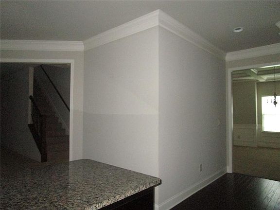 4th image of 189 Gloster Park Ct