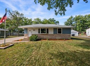 11354 Norway St NW, Coon Rapids, MN 55448